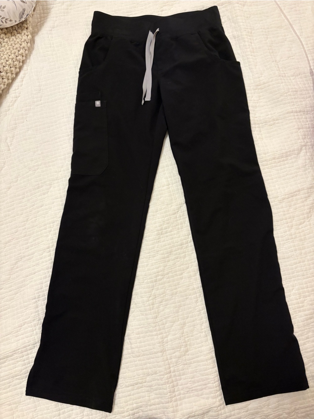 Figs Women’s Black Scrub Pants with Gray Drawstring